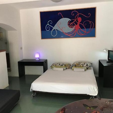 Park House Mini Apartment มอนเดลโล ภายนอก รูปภาพ